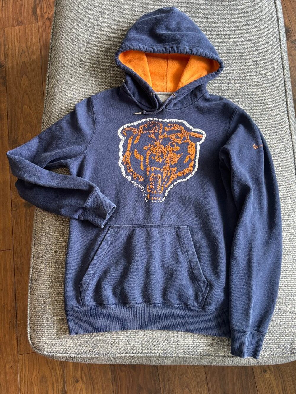 Nike NFL Men’s Chicago Bears Pullover Hoodie Navy Orange Distressed Logo | Sz M